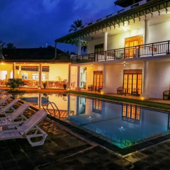 Отель Waterside Bentota Шри-Ланка, Бентота - отзывы, цены и фото номеров - забронировать отель Waterside Bentota онлайн бассейн фото 3