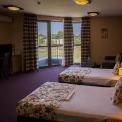 Plaza Hotel 3* Стандартный номер с различными типами кроватей фото 13
