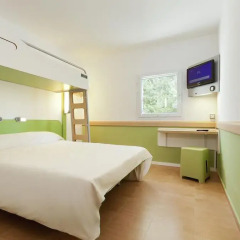 Отель ibis budget Antwerpen Centraal Station 2* Стандартный номер с различными типами кроватей фото 7