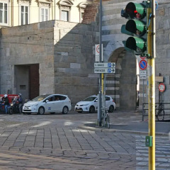 Отель Rentopolis - Turati Montenapoleone Италия, Милан - отзывы, цены и фото номеров - забронировать отель Rentopolis - Turati Montenapoleone онлайн парковка