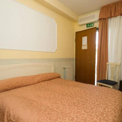 Hotel Louis 3* Стандартный номер с различными типами кроватей фото 12