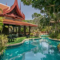 Отель Thavorn Beach Village Resort & Spa Phuket бассейн фото 3
