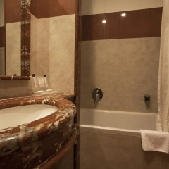 Grand Hotel La Chiusa di Chietri Альберобелло ванная фото 3