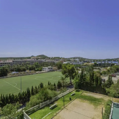 Отель Aparthotel Holiday Center спортивное сооружение