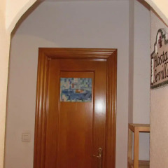 Отель Hostal Sevilla Испания, Гранада - отзывы, цены и фото номеров - забронировать отель Hostal Sevilla онлайн комната для гостей фото 3