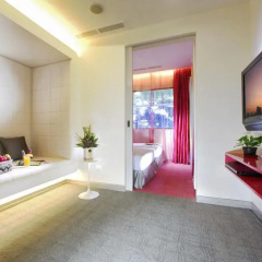Hotel Re! @ Pearls Hill 4* Семейный люкс с двуспальной кроватью фото 2