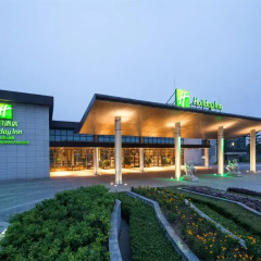 Отель Holiday Inn Beijing Shijingshan Parkview 4* Улучшенный номер