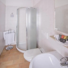 Hotel Caesar Prague ванная
