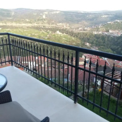 Отель Guest Rooms Harmony Болгария, Велико Тырново - отзывы, цены и фото номеров - забронировать отель Guest Rooms Harmony онлайн балкон