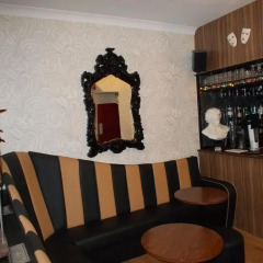 Delamere Hotel гостиничный бар