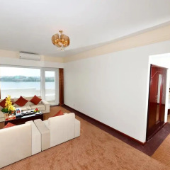 Century Riverside Hotel Hue 4* Люкс с различными типами кроватей фото 4