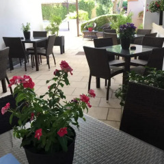 Отель Bed and Breakfast Giardini di Marzo Лечче питание