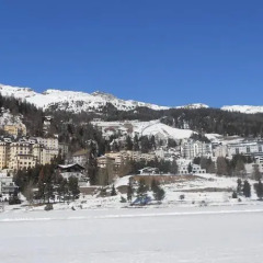 Отель Moritz Flat Швейцария, Санкт-Мориц - отзывы, цены и фото номеров - забронировать отель Moritz Flat онлайн спортивное сооружение