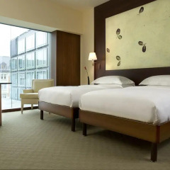 Отель Park Hyatt Zurich 5* Номер с двуспальной кроватью фото 2