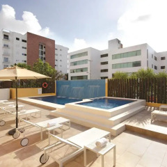 Отель LQ Hotel by La Quinta Cancun Мексика, Канкун - отзывы, цены и фото номеров - забронировать отель LQ Hotel by La Quinta Cancun онлайн бассейн фото 3