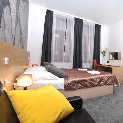 Отель Apartmany Smíchov Стандартный номер с двуспальной кроватью фото 12