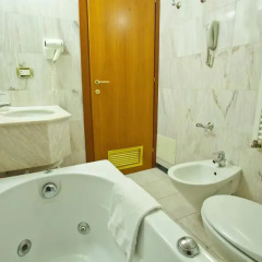 Hotel Mythos 3* Номер с 2 отдельными кроватями фото 7