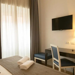 Floris Hotel 3* Номер Комфорт с двуспальной кроватью фото 19
