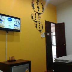 Phuket Sunny Hostel Номер Делюкс с 2 отдельными кроватями фото 2