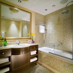 Sofia Hotel Balkan, a Luxury Collection Hotel, Sofia 5* Стандартный номер с разными типами кроватей