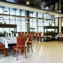 Everest Hotel питание