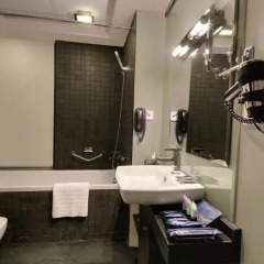 Signature Hotel Apartments & Spa 4* Улучшенная студия с различными типами кроватей фото 4