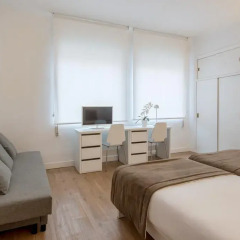 Отель NeoMagna Madrid 2* Улучшенный номер с различными типами кроватей фото 18