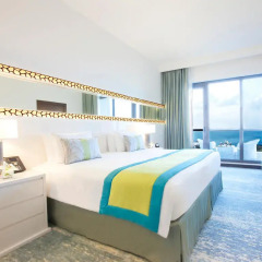 JA Ocean View Hotel 5* Стандартный семейный номер с различными типами кроватей
