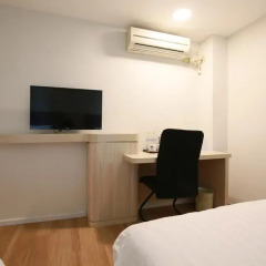 Отель Hanting Express Hotel Beijing Asian Games Village Китай, Пекин - отзывы, цены и фото номеров - забронировать отель Hanting Express Hotel Beijing Asian Games Village онлайн удобства в номере фото 2