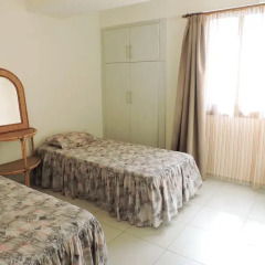Отель Zambas Court комната для гостей фото 4