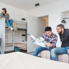 Antwerp Central Youth Hostel Кровать в мужском общем номере с двухъярусной кроватью
