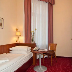 Novum Hotel Kronprinz Hamburg Hauptbahnhof 3* Стандартный номер