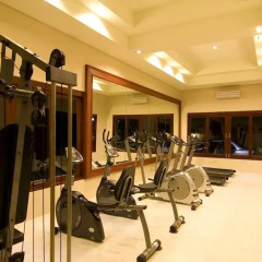 Отель Kanok Buri Resort & Spa фитнесс-зал