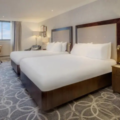Hilton Glasgow Grosvenor Hotel 4* Стандартный семейный номер с разными типами кроватей