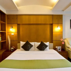 Golden Sea Pattaya Hotel 3* Улучшенный номер с двуспальной кроватью фото 3