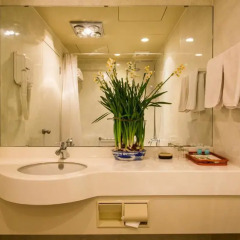 Zen Garden Hotel Lion Hill Yard ванная