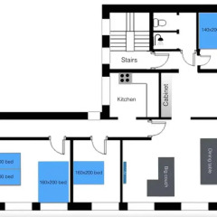 Отель Central 4 bedroom apt. for big groups спортивное сооружение