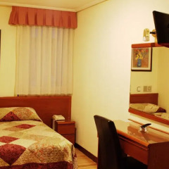 Отель Hostal San Glorio 2* Стандартный номер с двуспальной кроватью фото 4