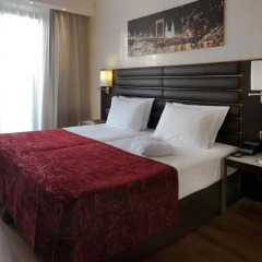 Отель Eurostars Budapest Center 4* Улучшенный номер с различными типами кроватей фото 3