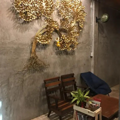 The Alley Hostel & Bistro фото 2