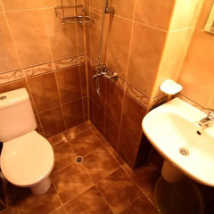 Отель Comfort Apartment Болгария, Поморие - отзывы, цены и фото номеров - забронировать отель Comfort Apartment онлайн ванная
