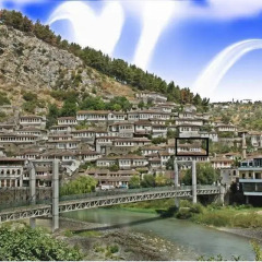 Отель Guest House Alvaro Берат приотельная территория