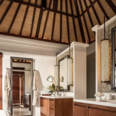 Отель Four Seasons Resort Bali at Jimbaran Bay 5* Вилла Делюкс с различными типами кроватей фото 3