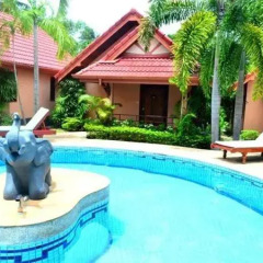 Отель Happy Elephant Resort 3* Номер Делюкс с двуспальной кроватью фото 8