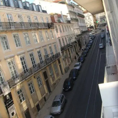 Апартаменты Chiado Apartment Holiday Rental In Lisbon балкон