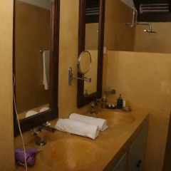 Отель Khalids Guest House Galle 3* Номер Делюкс с различными типами кроватей фото 3
