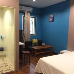 Отель Nawaporn Place Guesthouse 3* Улучшенная студия