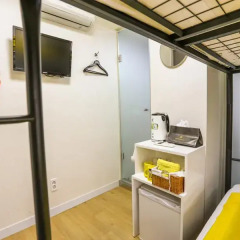 Отель 24 Guesthouse Dongdaemun Market 2* Стандартный номер с 2 отдельными кроватями фото 6