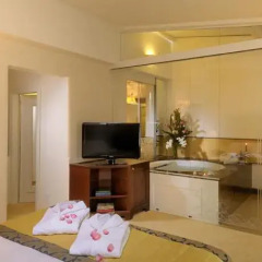 Hotel De Londres сейф в номере