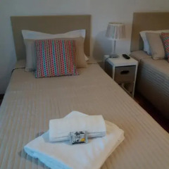 Отель Guest House Guerra Junqueiro 3* Стандартный номер с 2 отдельными кроватями фото 6